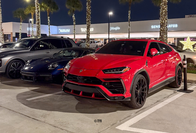 Lamborghini Urus