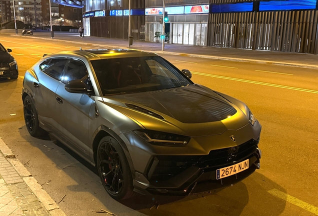 Lamborghini Urus Performante