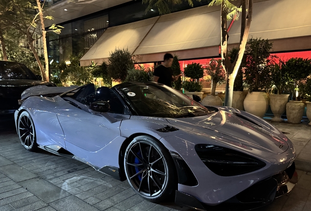 McLaren 765LT Spider
