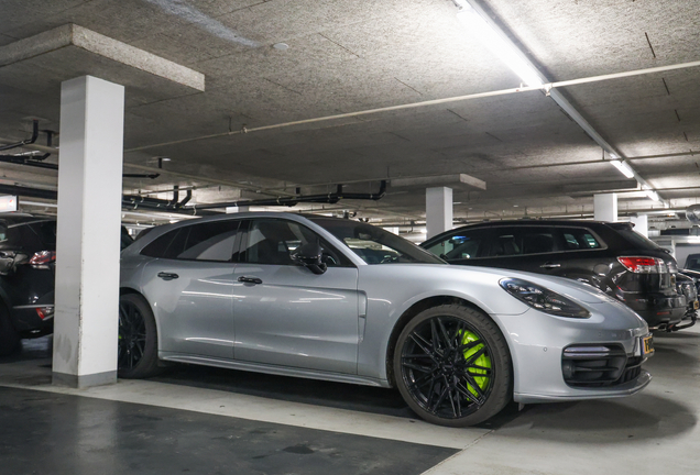 Porsche 971 Panamera Turbo S E-Hybrid Sport Turismo MkI