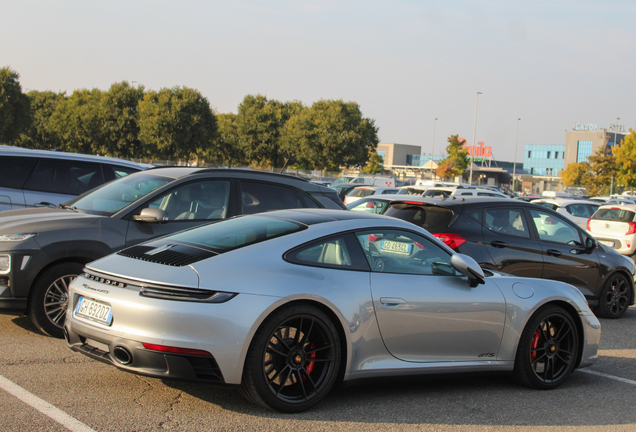 Porsche 992 Carrera 4 GTS MkI