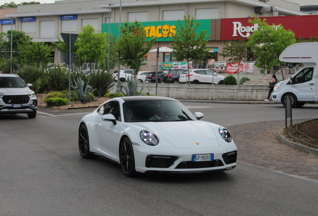 Porsche 992 Carrera 4S MkI