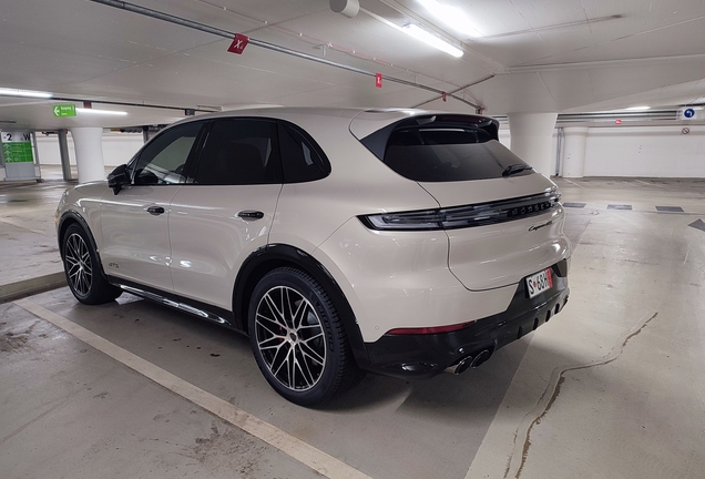 Porsche 9YA Cayenne GTS MkII