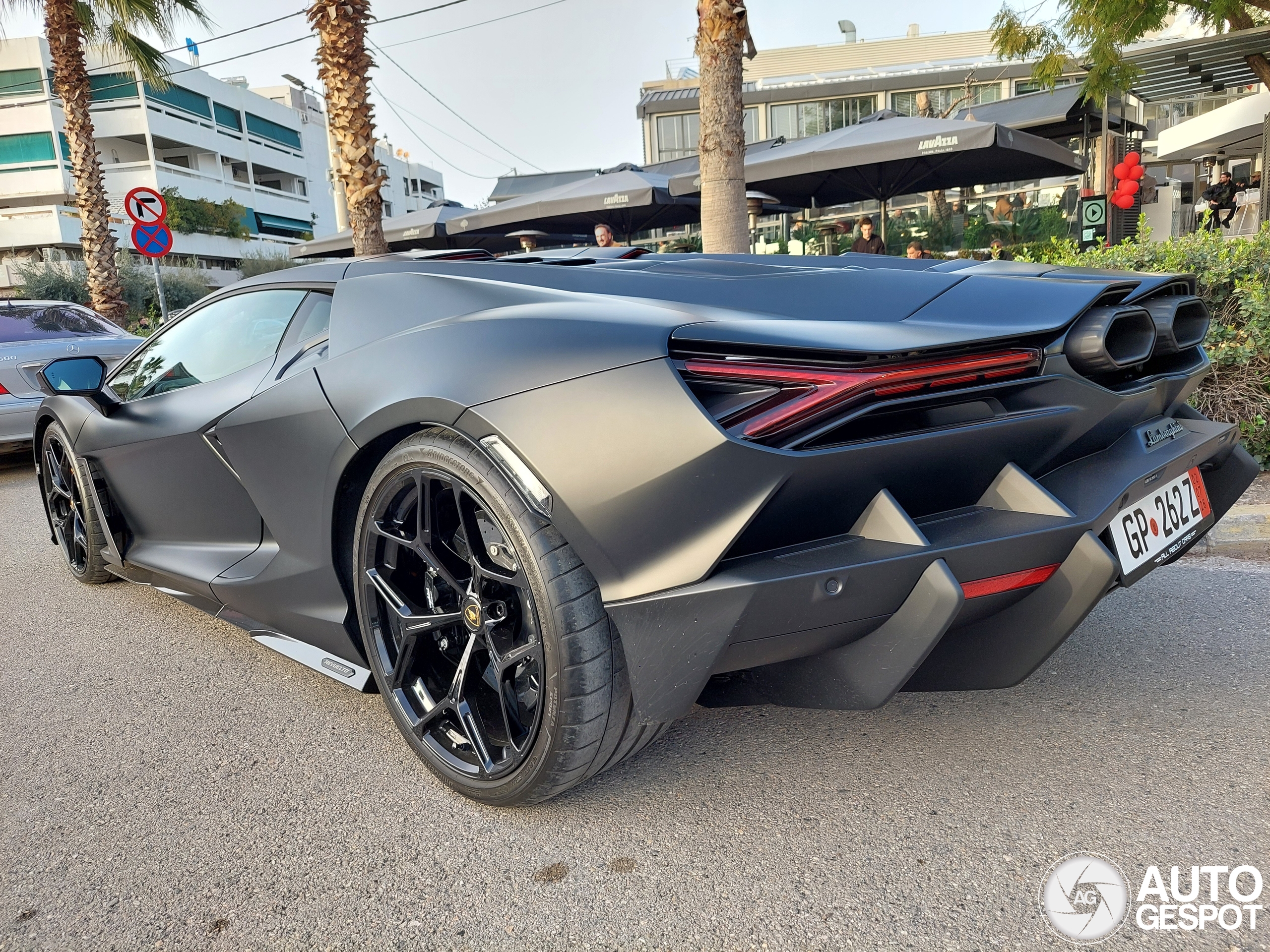 Lamborghini Revuelto