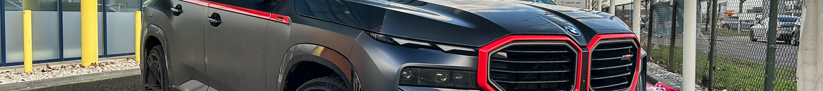 BMW XM G09 Label Red Larte Design