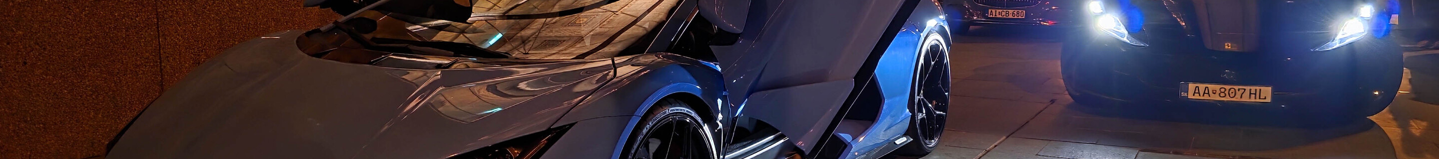 Lamborghini Revuelto