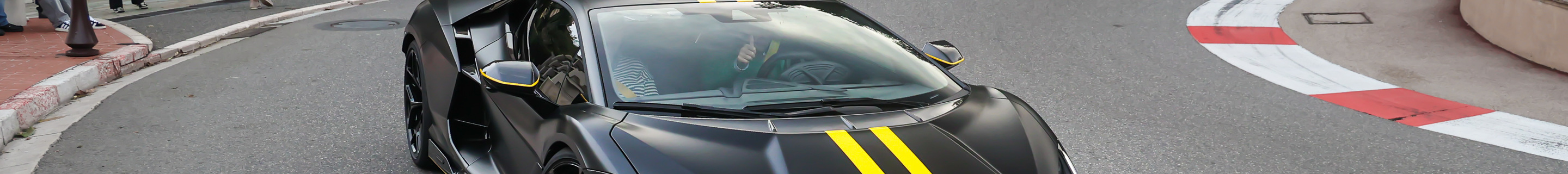 Lamborghini Revuelto