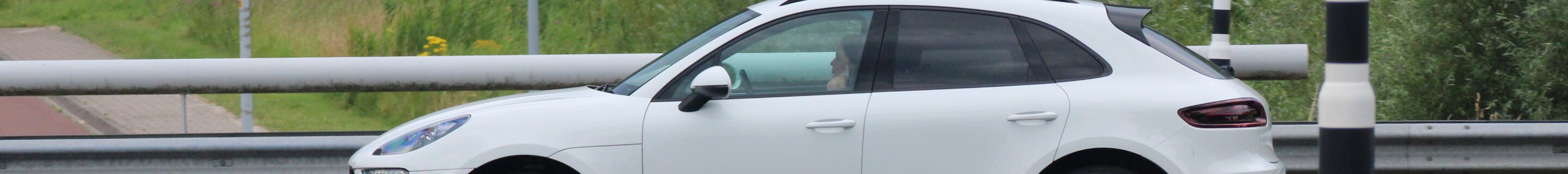 Porsche 95B Macan GTS MkI