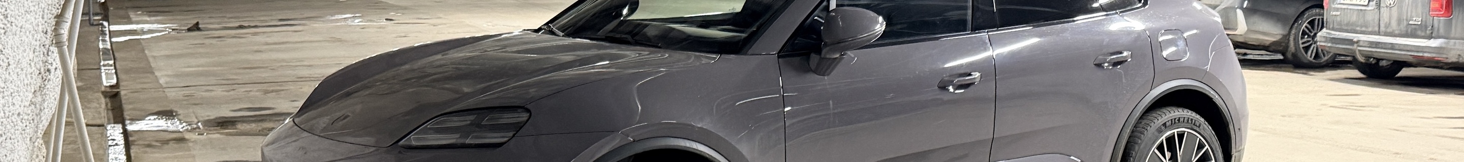 Porsche Macan EV Turbo