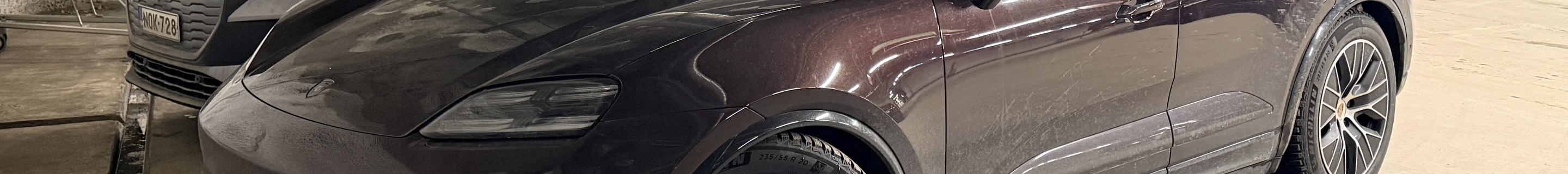 Porsche Macan EV Turbo
