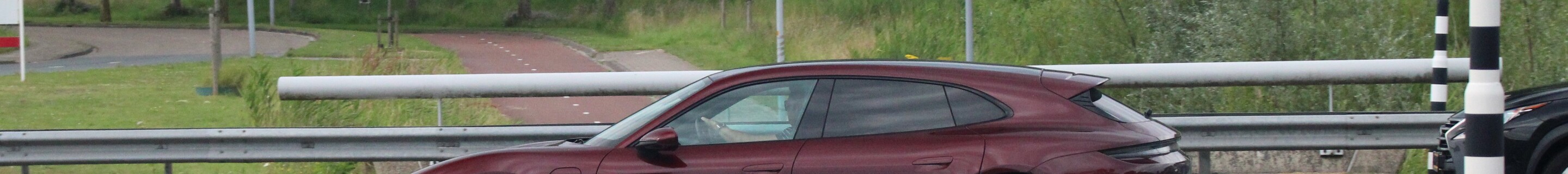 Porsche Taycan GTS Sport Turismo MkI