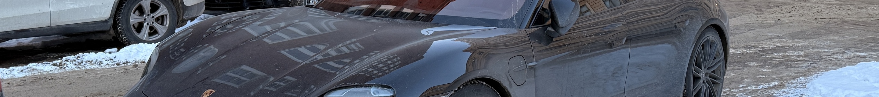 Porsche Taycan Turbo