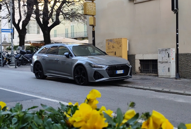 Audi RS6 Avant C8