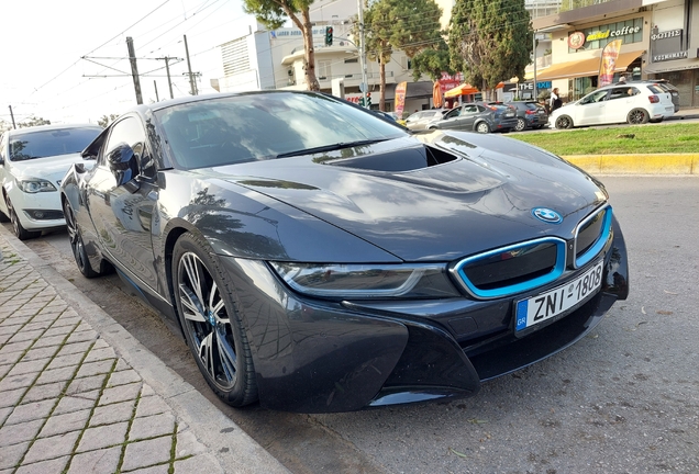 BMW i8