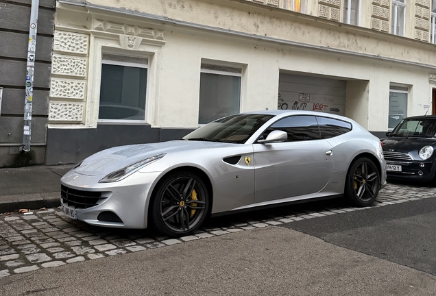 Ferrari FF
