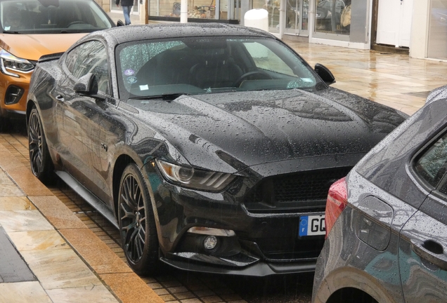 Ford Mustang GT 2015