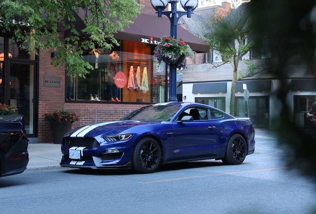 Ford Mustang Shelby GT350 2015