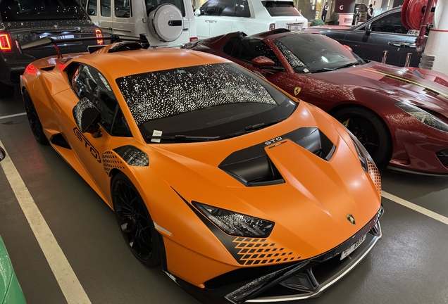 Lamborghini Huracán LP640-2 STO