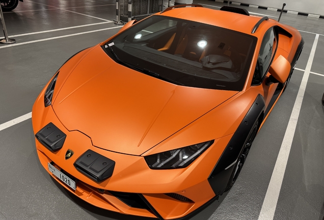 Lamborghini Huracán LP640-2 STO