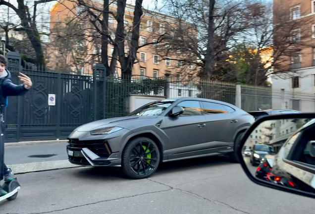 Lamborghini Urus S