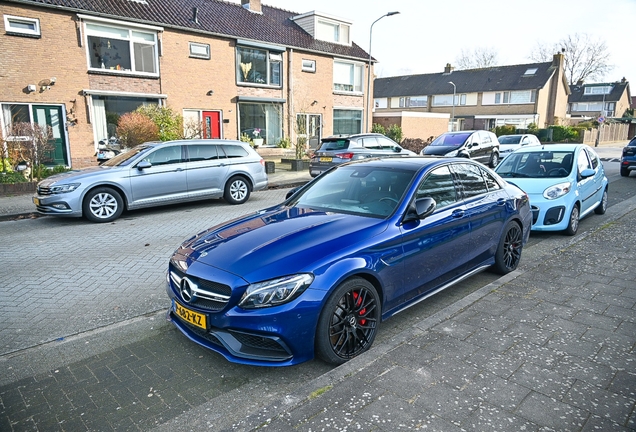 Mercedes-AMG C 63 S W205