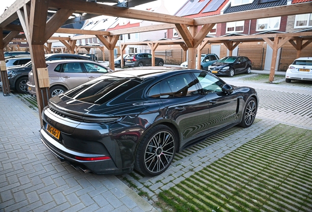 Porsche 972 Panamera Turbo E-Hybrid