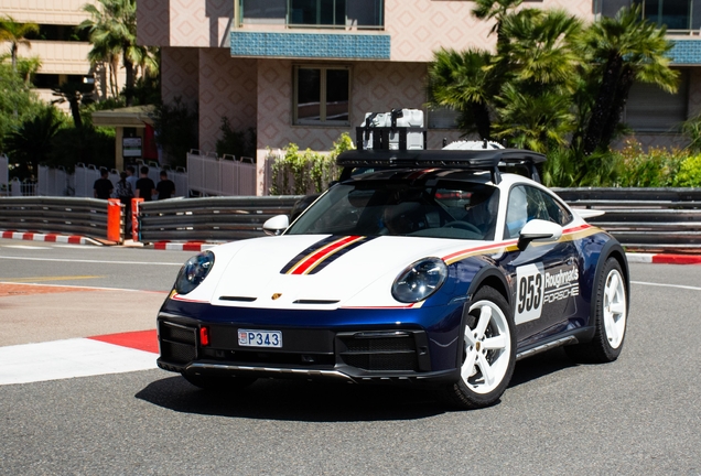 Porsche 992 Dakar