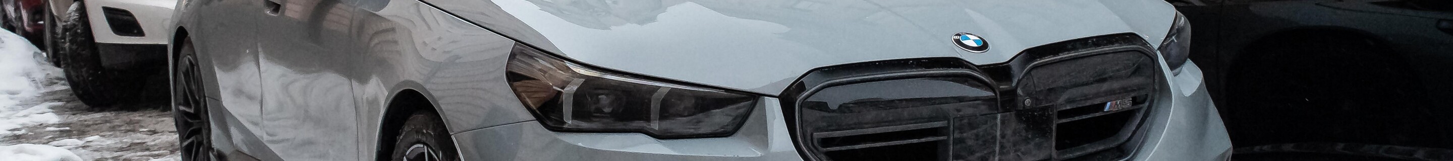BMW M5 G90