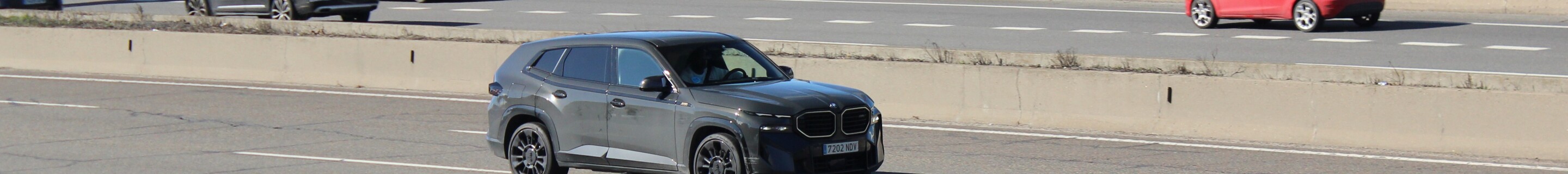 BMW XM G09