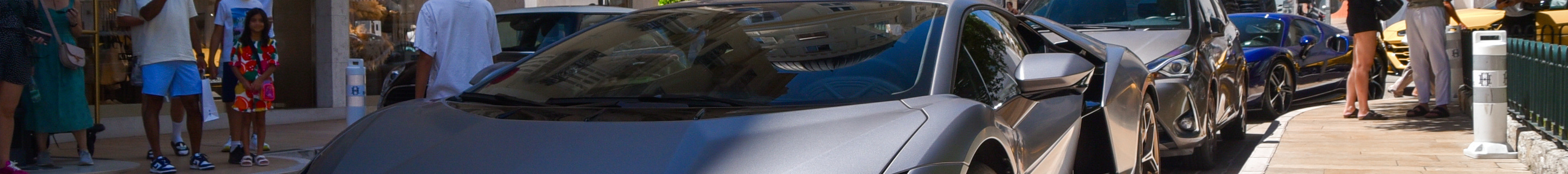 Lamborghini Revuelto