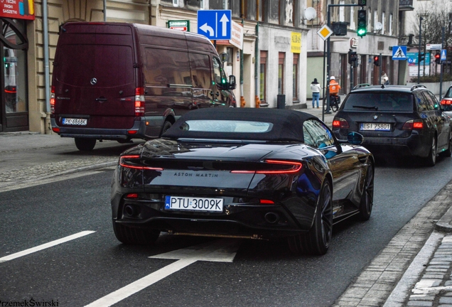Aston Martin DB12 Volante