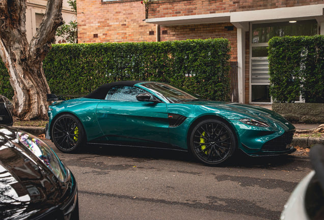 Aston Martin V8 Vantage Formula 1 Edition Roadster