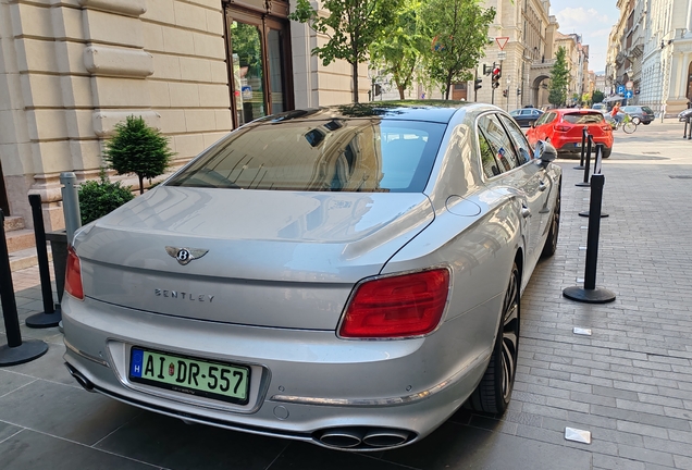 Bentley Flying Spur Hybrid