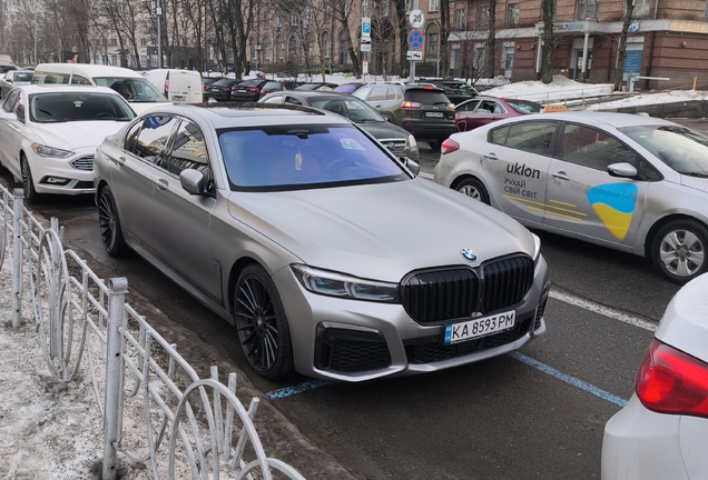 BMW M760Li xDrive 2019