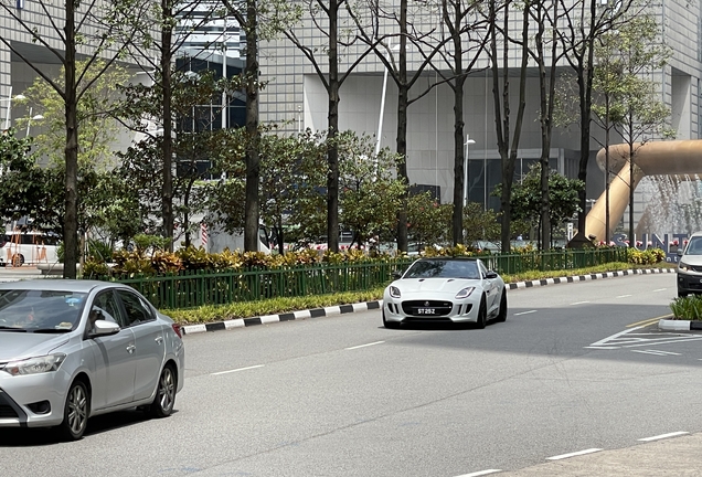 Jaguar F-TYPE S Coupé