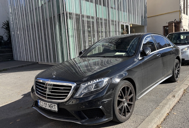 Mercedes-AMG S 63 V222