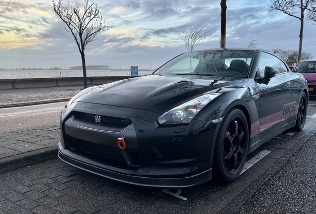 Nissan GT-R