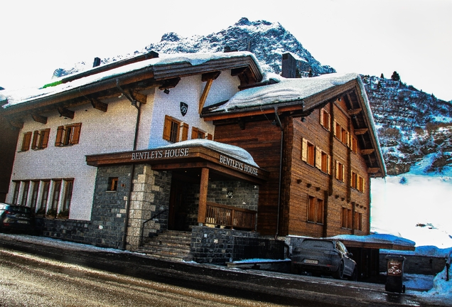 Porsche 95B Macan GTS MkII