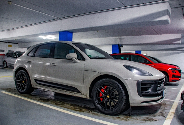 Porsche 95B Macan GTS MkIII
