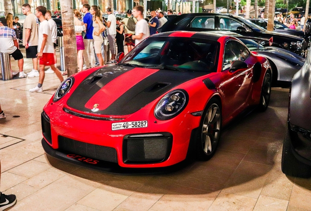 Porsche 991 GT2 RS Weissach Package