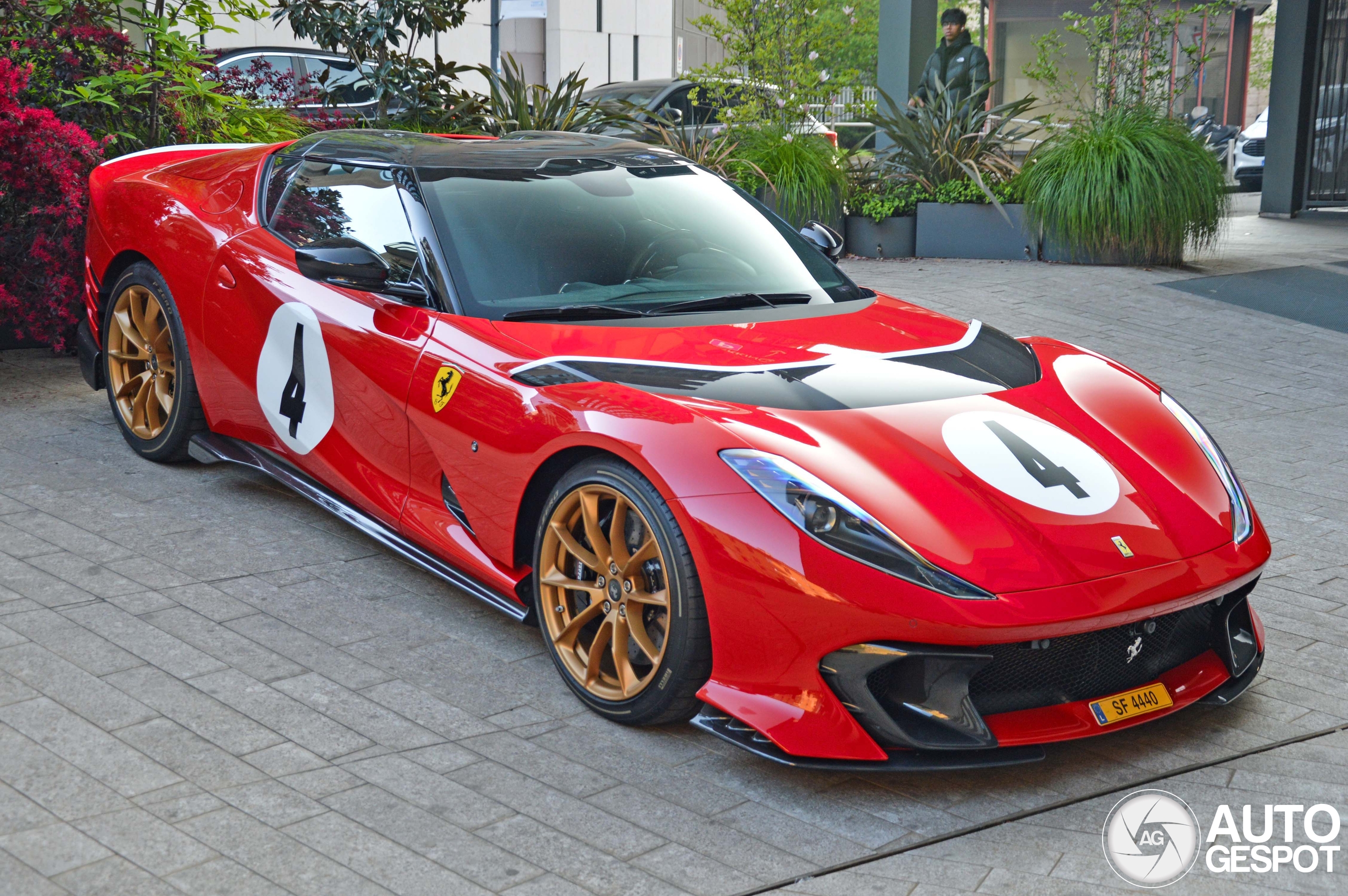 Ferrari 812 Competizione A