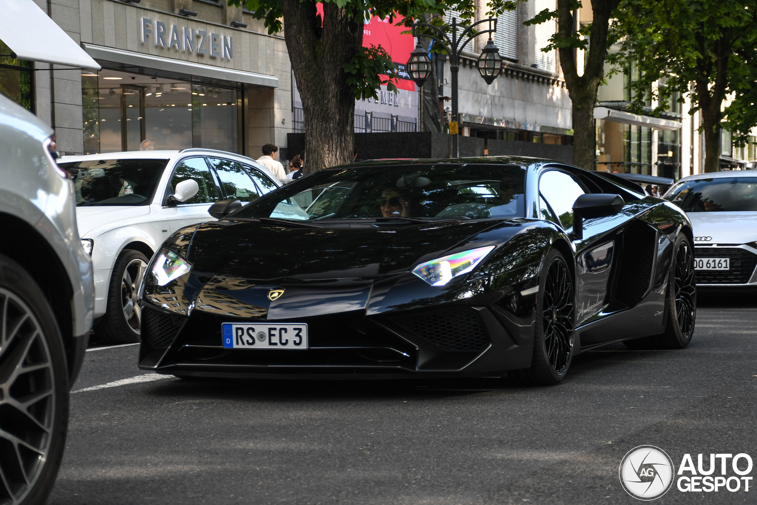 Lamborghini Aventador LP750-4 SuperVeloce