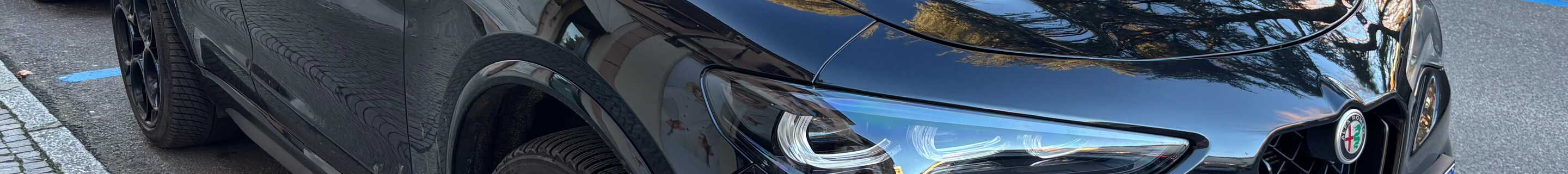 Alfa Romeo Stelvio Quadrifoglio 2023