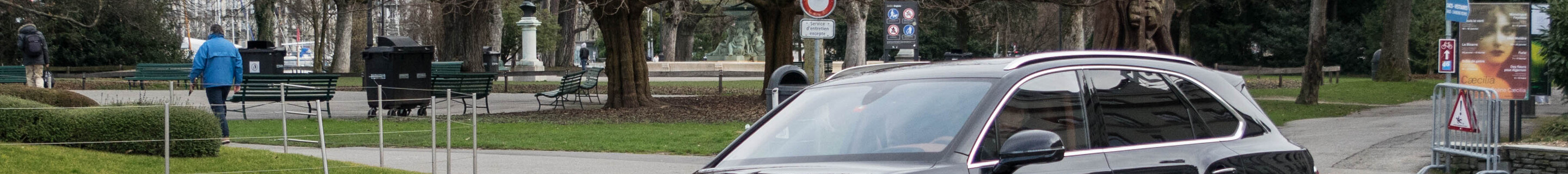 Bentley Bentayga V8 2021