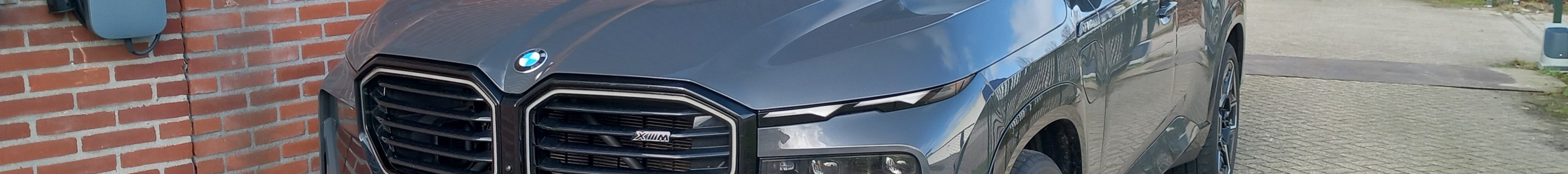 BMW XM G09