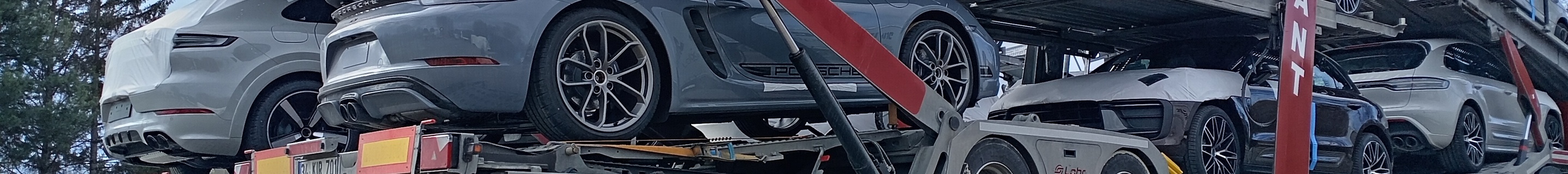 Porsche 9YA Cayenne GTS MkII