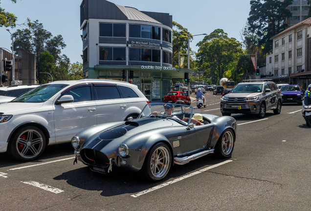 AC Cobra 427