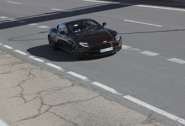 Aston Martin DB11 V8
