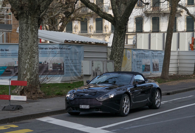 Aston Martin V8 Vantage Roadster