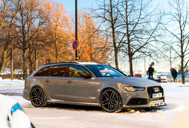 Audi RS6 Avant C7 2015